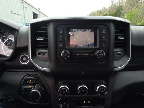 Used 2021 RAM 2500 Big Horn image 12