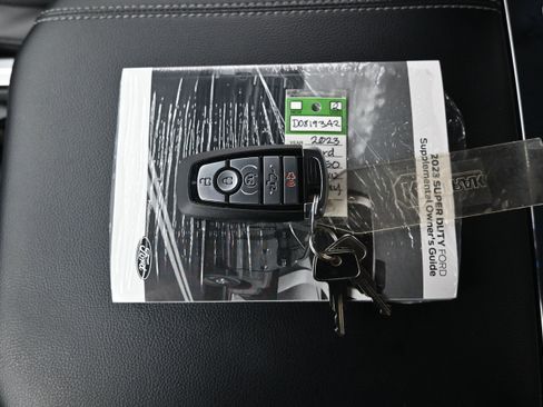 Used 2023 Ford F250 Lariat w/ Lariat Ultimate Package AWD/4WD image 20