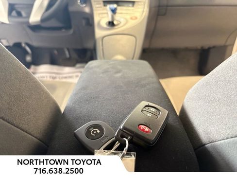 Used 2014 Toyota Prius Two image 13