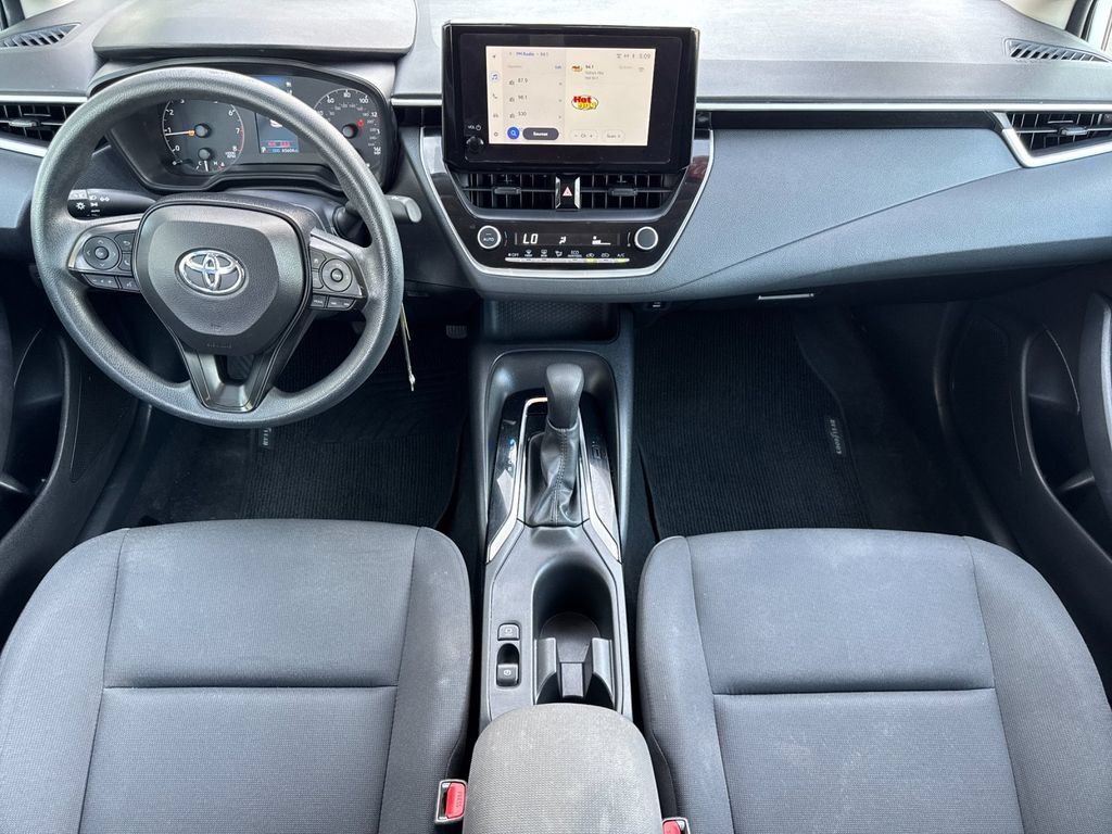 Used 2024 Toyota Corolla LE FWD image 13