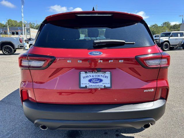 Used 2025 Ford Escape ST-Line Select AWD/4WD image 7