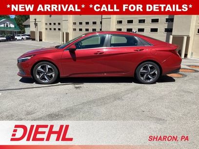 Used 2022 Hyundai Elantra SEL w/ Convenience + Premium Package