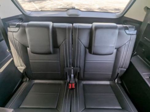 Used 2023 Volkswagen Atlas SE w/ Panoramic Sunroof Package image 24