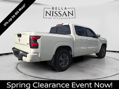 New 2026 Nissan Frontier SV w/ SV Convenience Package