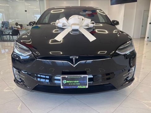 Used 2020 Tesla Model X AWD/4WD image 2