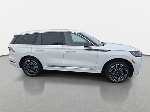 New 2026 Lincoln Aviator Black Label image 4