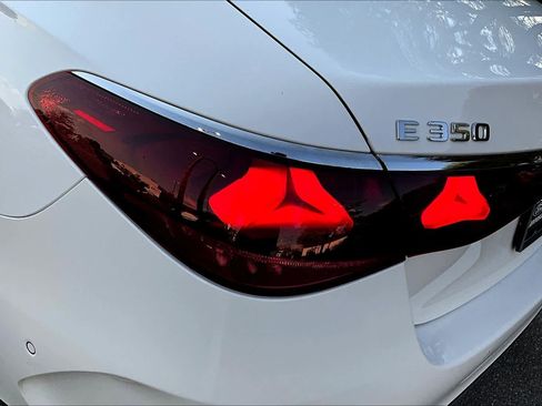 Used 2025 Mercedes-Benz E 350 Sedan w/ Winter Package image 26