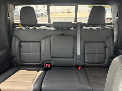 Used 2025 Chevrolet Silverado 3500 High Country AWD/4WD image 30