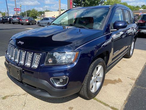 Used 2015 Jeep Compass High Altitude FWD image 9