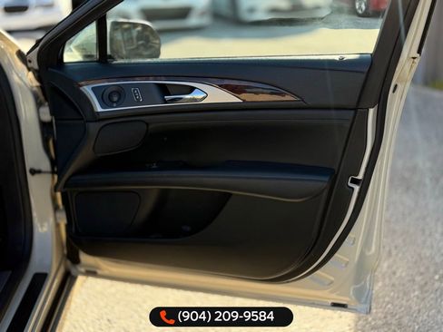 Used 2018 Lincoln MKZ Reserve image 11