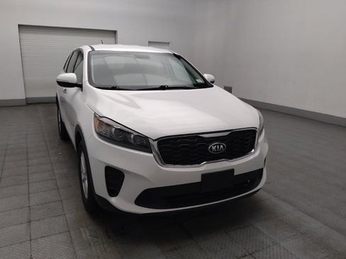 Used 2019 Kia Sorento AWD V6 image 13
