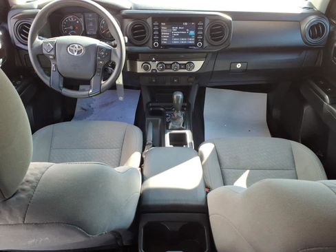 Used 2020 Toyota Tacoma SR image 8