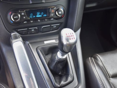 Used 2014 Ford Focus ST w/ Equipment Group 202A image 21