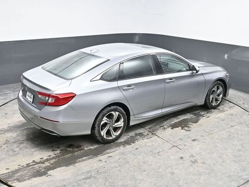 Used 2020 Honda Accord EX image 27