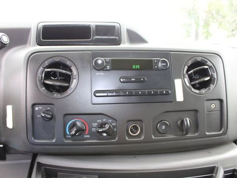 Used 2013 Ford E-150 and Econoline 150 w/ PWR Group image 12