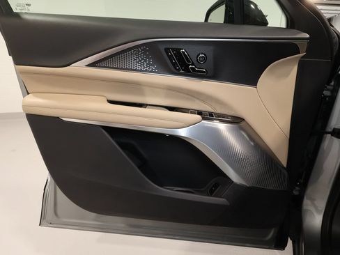 Certified 2026 Cadillac Lyriq Signature Luxury w/ Nappa Leather Package AWD/4WD image 21
