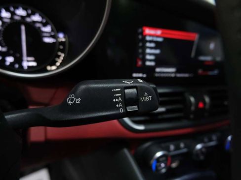 Used 2019 Alfa Romeo Giulia w/ Nero Edizione image 38