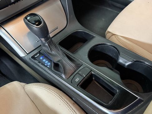 Used 2015 Hyundai Sonata SE w/ Option Group 09 image 9