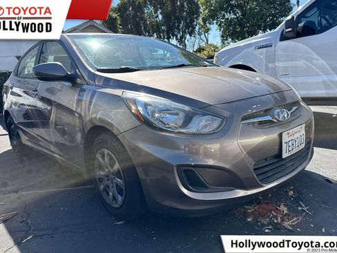 Used 2014 Hyundai Accent GLS image 1