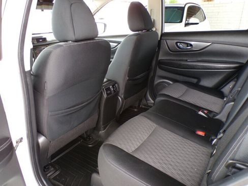 Used 2020 Nissan Rogue SV AWD/4WD image 15