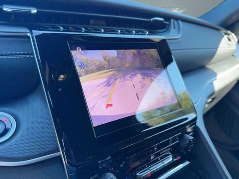 New 2025 Jeep Grand Cherokee Altitude image 22