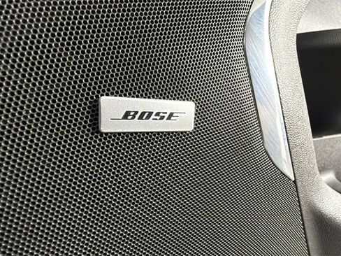 Used 2023 Chevrolet Suburban LT image 38