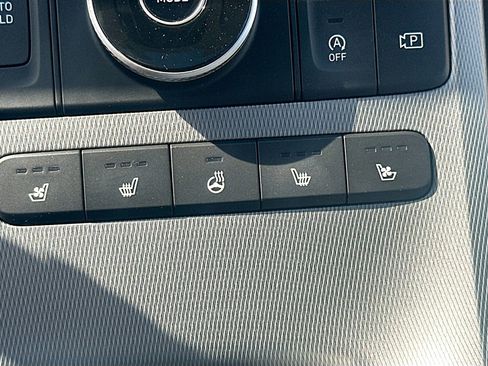 Used 2024 Hyundai Palisade Limited FWD image 23