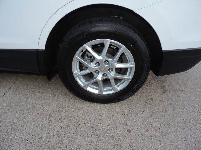 Used 2022 Chevrolet Equinox LS w/ LS Convenience Package FWD image 15
