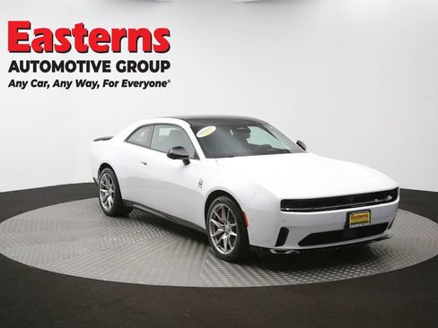 Used 2024 Dodge Charger Daytona Scat Pack w/ Plus Group AWD/4WD image 51
