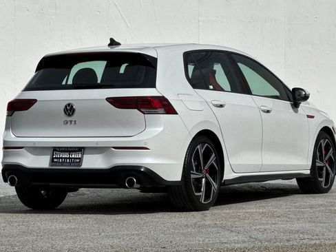 Used 2024 Volkswagen GTI SE image 3