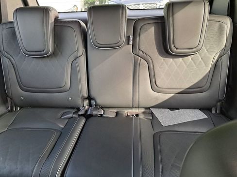 New 2026 INFINITI QX80 Autograph w/ Premium Cargo Package image 14