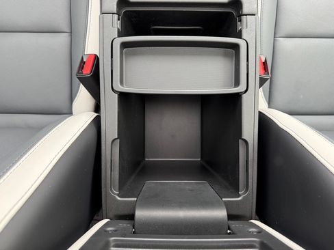 Certified 2025 Honda Prologue Touring image 29