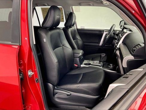 Used 2023 Toyota 4Runner TRD Sport w/ Technology Package image 6