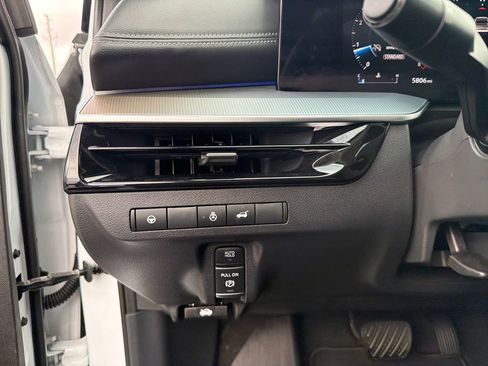 Certified 2025 Nissan Murano SL image 33