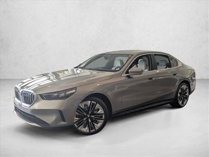 New 2026 BMW 540i xDrive w/ Premium Package
