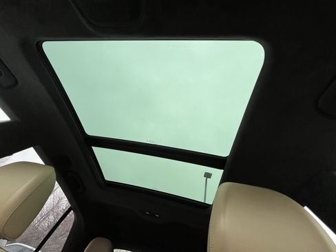 Used 2022 Audi Q8 Prestige image 29