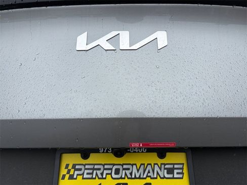 New 2025 Kia Sportage LX image 17