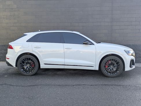 Certified 2024 Audi SQ8 Prestige w/ Prestige Package image 5