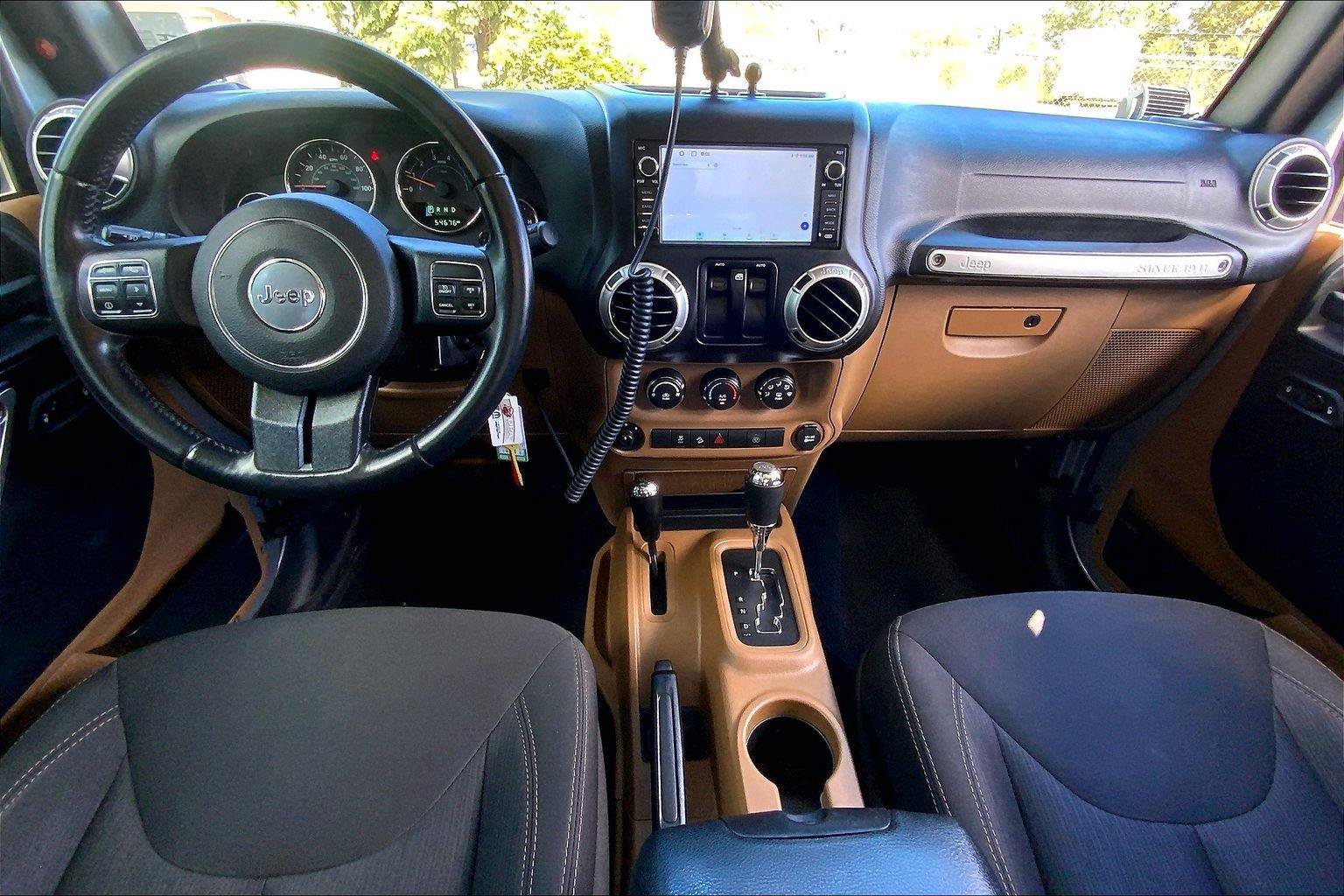Certified 2016 Jeep Wrangler Rubicon w/ Power Convenience Group AWD/4WD image 15