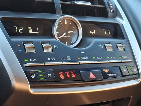 Used 2019 Lexus NX 300 image 12