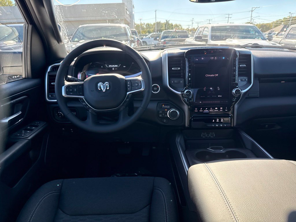 New 2026 RAM 1500 Big Horn AWD/4WD image 20