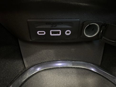 Used 2022 Chevrolet Malibu Premier image 29