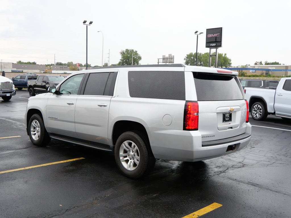 Used 2019 Chevrolet Suburban LT AWD/4WD image 6