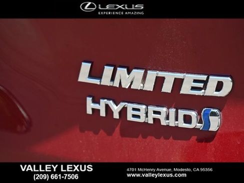 Used 2021 Toyota RAV4 Limited AWD/4WD image 6