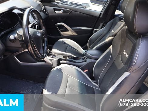 Used 2015 Hyundai Veloster Turbo w/ Option Group 04 FWD image 10