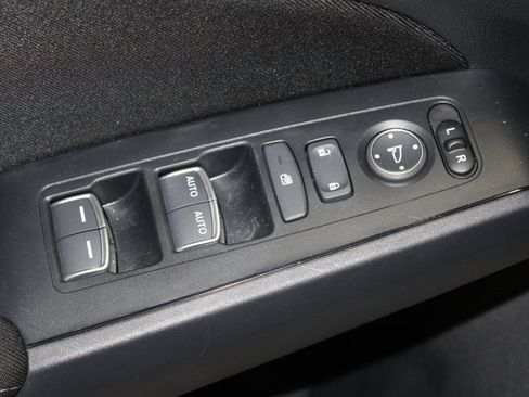 Used 2025 Honda Civic FWD Hybrid Sedan image 9