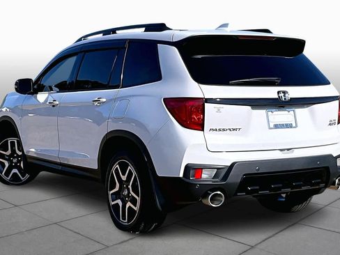 Used 2023 Honda Passport Elite image 11