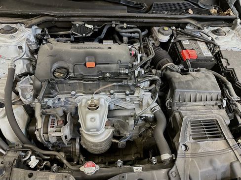 Used 2024 Honda Civic Sport image 33