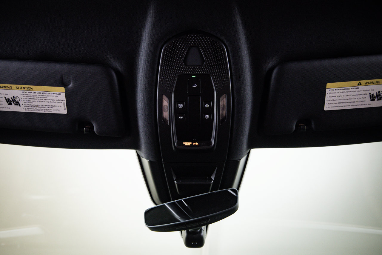 Certified 2025 Porsche Cayenne Coupe AWD/4WD image 20