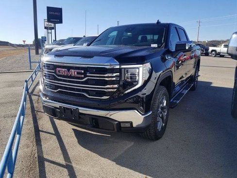 New 2026 GMC Sierra 1500 SLT AWD/4WD image 2
